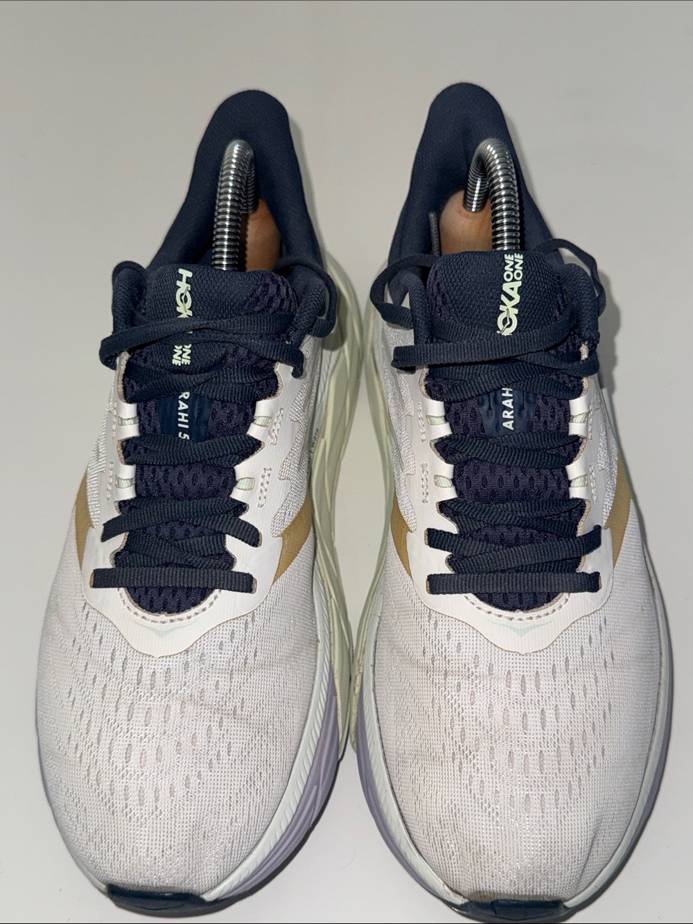 Hoka One One Arahi 5 Women's Size 8.5D White/Lavender/Blue Road Running Shoes - Picture 9 of 11